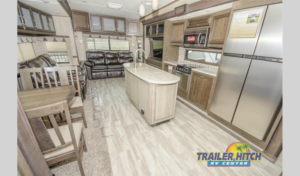 2016 Grand Design Solitude 384GK Fifth Wheel Interior